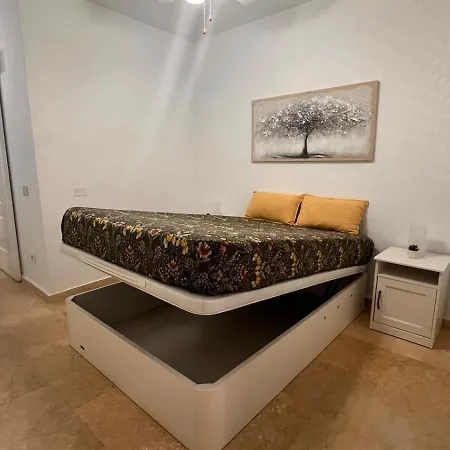 Jara Canteras Apartment *